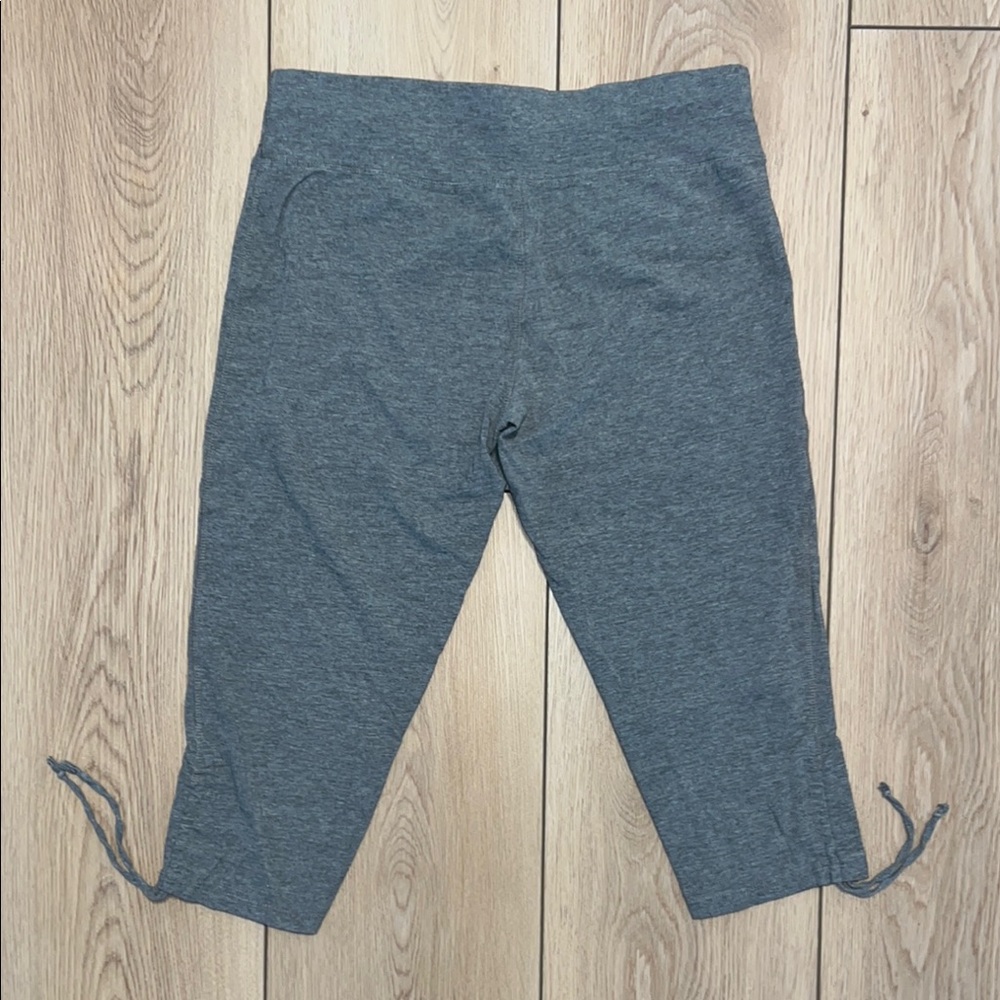 NWOT - Gray Stretchy Capri Pants with Adjustable Calf Ties - Picture 3 of 6